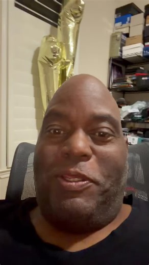 Lavell Crawford on Instagram: "#wiseguys #lasvegas#lavellthacomic #lavellcrawford #wiseguyscomedyclub GeTYourTicketsNow!! Isiah Kelly and Roman Murray It’s going to be hilarious 😂"