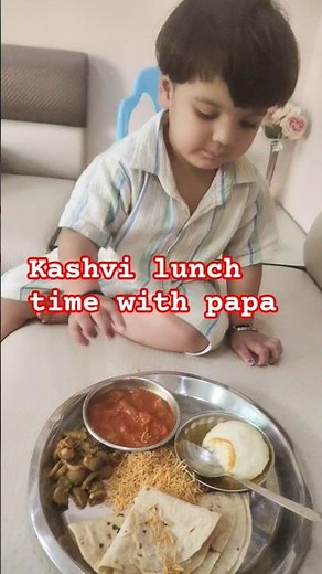 #cutebaby Kashvi Having Lunch with Papa 👨‍👧 | Cute Father Daughter Bonding | Family Lunch Vlog 2025