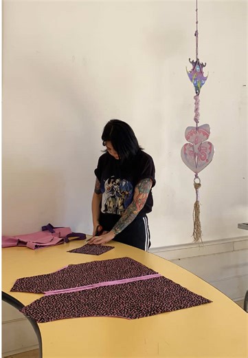 Get motivared 🫰🏽 #process #fashiondesigner #fashiondiy #fashiondiaries #sewingtiktok #sewing #sewingproject