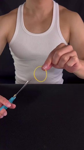 78K views · 901 reactions | 6 SIMPLE Magic Tricks Anyone Can Do｜Revealed #magic#magician#magictutorial#magictricks#magicrevealed#マジック#マジシャン#手品#魔法 | Magician VEVE | Facebook