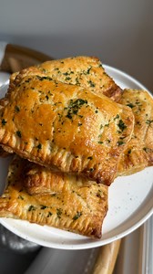 200K views · 24K reactions | Haitian Beef Patties Recipe might be posted #foodie #food #easyrecipes #beef | Emmanuel Duverneau | Facebook