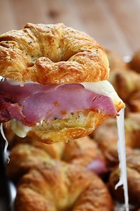 Ham and Cheese Croissants Recipe