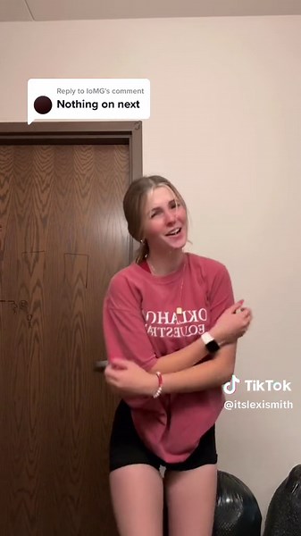 Replying to @IoMG day 7!! post gym :)