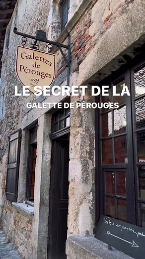 On s’est faufilé dans les cuisines des Galettes de Pérouges, et on a pu suivre leurs préparations 😍 On en profite pour vous raconter son histoire de fou ! Qui va tenter la recette ? 🤤 #lyon #perouges #galettesdeperouges #cuisine #food #lyon_only #aura #lyon_focus_on #mangedulyon #lyonfrance #villagemedieval #galettessucrees #recettes #info #histoire #secretlyon #culture #viral #pourtoi #foryou #fyp