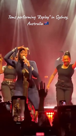 Tems Performing 'Replay' in Sydney, Australia