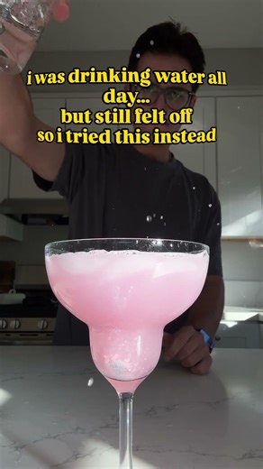 Why Drinking Water Didn’t Fix My Energy (Real Reason)