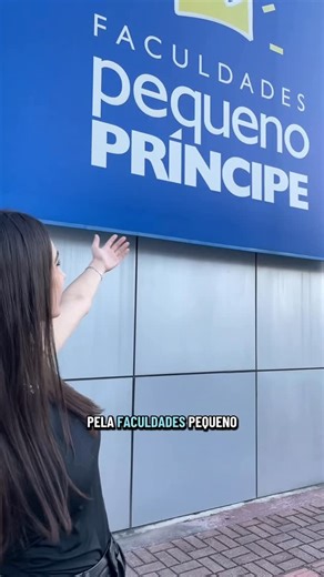 Anninha on Instagram: "Tour pela Faculdades Pequeno Príncipe 💙👑 #faculdade #nutrição #tour"