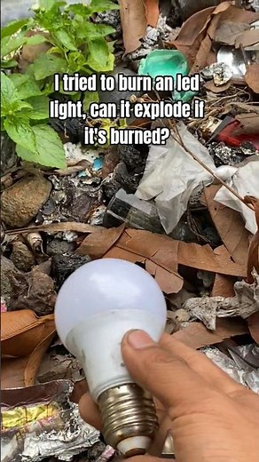 I tried to burn an led light #borring #experiment #burning #burningtime #burningtrash #burn