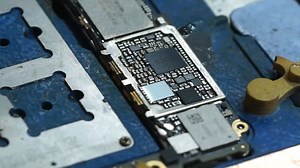 iPhone6S 6SPLUS 7 7PLUS 8 8PLUS等 电源芯片拆装方法 手机维修教程 手机主板维修教程 苹果安卓