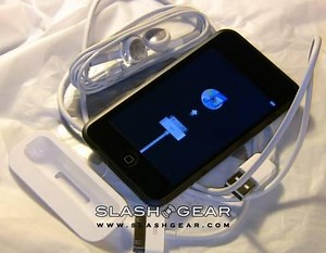 Unboxing - Apple iPod Touch - SlashGear