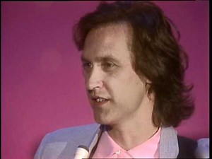 Dick Clark Interviews Dave Davies - American Bandstand 1983