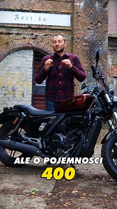 Junak prezentuje M12 Vintage 400 - motocykle na kategorię A2, poważny sprzęt inspirowany amerykańską legendą. Wygląda efektownie, jeździ super, kosztuje uczciwe pieniądze... Czego chcieć więcej? No, postaraliśmy się i znaleźliśmy kilka detali. A swoją drogą - czy Junak ma czego szukać w klasie 400? Czy marka znana z 125'tek jest w stanie przekonać "prawdziwych motocyklistów"? Junak #junak #junakm12 #junakm12400 #cruiser #motocykle #wspolpraca #motobanda | Motobanda.pl