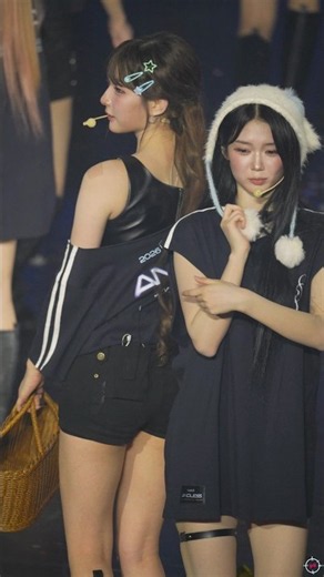 I never imagined the walk to take our group photo would be this perfect tripleS Jeong Hye-rin│261...