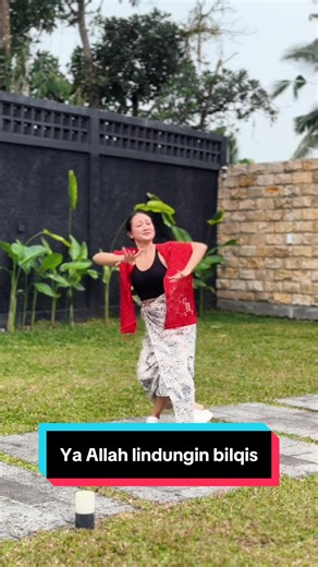 Echa Laksmi (@echalaksmi)’s videos with suara asli - Echa Laksmi