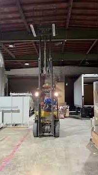 Lot 008 Caterpillar "P5000" Forklift