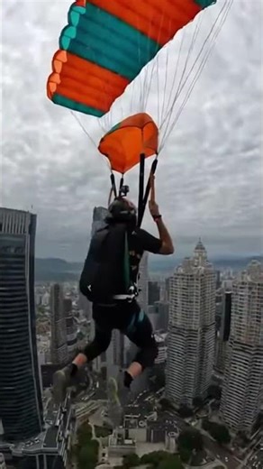 300m in the Air: Do You Dare to Jump Like This?
