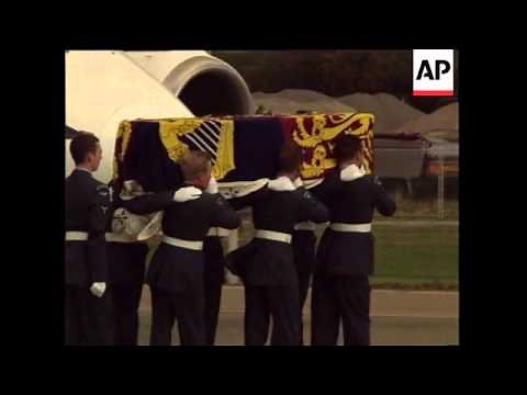 UK: RAF NORTHOLT: PRINCE CHARLES RETURNS WITH BODY OF PRINCESS DIANA