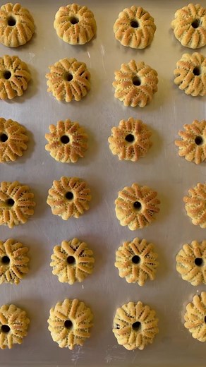 Delightful Date-Stuffed Cookies Recipe | Mamoul | Middle Eastern Treat