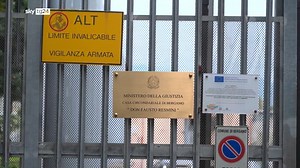 Omicidio Sara Centelleghe, assassinata con 30 forbiciate. Il padre: "Basta donne uccise"