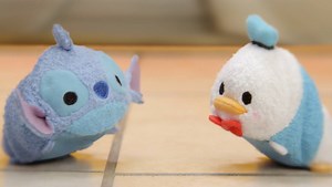Watch as the Tsum unite to take on a wild and whiskered feline beast! Discover the Tsum Tsum world at http://di.sn/6184BoiFw. #MustMustThursday | Donald Duck