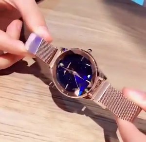 121K views · 2.8K reactions | Hi fb shoppeuse voyez par vous même profitez de nos montres rare et super classe a seulement 10000fr .passez vite vos commandes en inbox ou appelez au 774399494 ou 774663649.livraison partout a dakar et le même jour | Futa beauté | Facebook