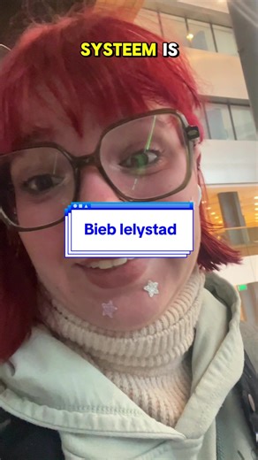 Ik wilde ook laten zien hoe ik t boek dat ik had geleend op de band legde…. maar “had speciale aandacht nodig” dus die moest in de brievenbus 🥲 #billyleest #boektok #booktok #thereadingcowgirl