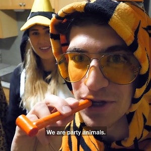 SPOOKY Halloween Themed Fish Tank from Scratch! 👻🐠 | CoralFish12g