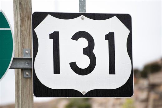 U.S. 131 reopens after 12-vehicle pileup in Kent County