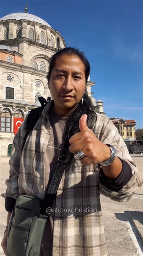 Native Music from Ecuador🇪🇨 on Instagram: "❤️ Azizam, Aşkım Benim - Andean Musician in Turkey 🇹🇷 @mustafaceceli"