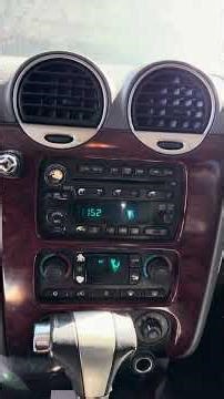 April auction Lot #29 2006 GMC Envoy (video #1)