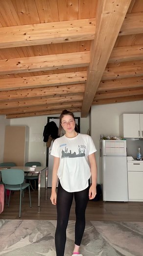 Aury gymnastics su TikTok