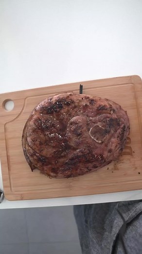 Receta Fácil de Chuletón de Cerdo a la Parrilla