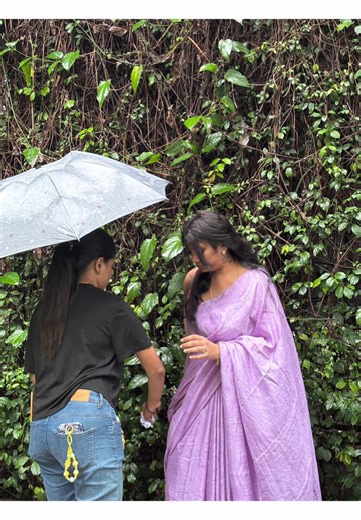 Exciting Outdoor Photoshoot Behind the Scenes