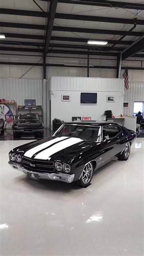 4.4K views · 162 reactions | 1970 Chevrolet Chevelle Custom  #barrettjackson #Chevrolet #chevelle #1970chevelle #chevelless #Supersport #classiccars #hotrod #restomod #americanmuscle #musclecar #v8 #bigblock #Chevy #chevychevelle #carswithoutlimits #classicsdaily | MS Classic Cars | Facebook