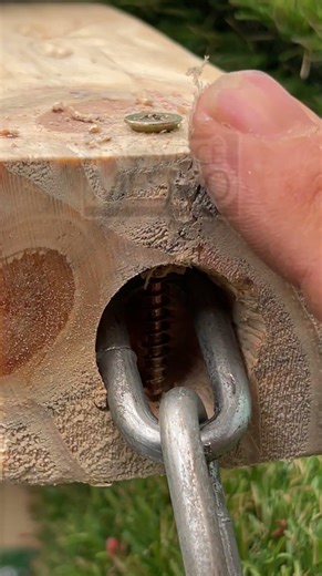 An efficient way to lock chainsStrong hold, no slack#ChainLock #SmartFix #Safety