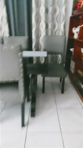 ME WHEN I FORGOT TO TURN OFF CREATIVE MODE: