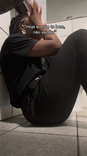 ELEM SANTOS | Makeup on Instagram: "Mantem o pique🚀✨ #fy #ᴇxᴘʟᴏʀᴀʀ #direito #estudos #carreira #trend #mantemopique"