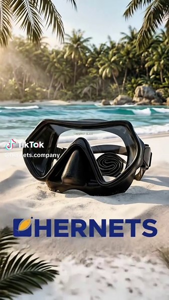 🌊👓 ¡Explora el mundo bajo el agua como nunca antes! Con nuestras gafas de buceo de tempered glass, disfruta de una visión clara, segura y sin distorsiones. Diseñadas para brindarte máxima resistencia y comodidad, son el aliado perfecto para tus aventuras en el mar. ✅ Lentes de vidrio templado ultra resistente ✅ Ajuste cómodo y seguro ✅ Visión nítida en todo momento ✅ Ideales para pesca, snorkel y buceo 💥 Calidad que se siente, rendimiento que se ve. Encuéntralas en Hernets Company y lleva tu 