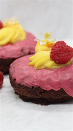 New donuts arrive at all 3 (!!!) locations tomorrow, and we can’t stop talking about it. Our new specialty cake donuts are made fresh every day with our own in-house recipes. We’ll be rotating flavors throughout the year as we develop more recipes, so drop us a comment, and let us know what flavors you’d love to see next! Here is the line-up for this next week: 🎃Pumpkin Old Fashioned Donut 😈San Diable Churro Donut 🍫Triple Chocolate Cake Donut 🫐Wild Blueberry Lemon Cake Donut 🔥Raspberry Crem