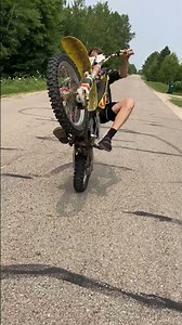 Susuki rm 85 wheelie