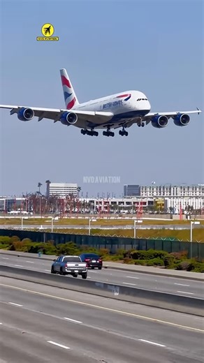 NVD AVIATION on Instagram: "BRITISH AIRWAYS AIRBUS A380-800 LANDING AT LOS ANGELES INTERNATIONAL AIRPORT #fyp #la #losangeles #laxairport #planespotting #planespotter #planespotters #aviation #pilot #flightattendant #cabincrew #takeoff #aircraft #viral #viralvideos #landing #airbusa380"