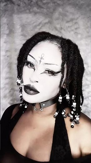Trad Goth Makeup #gothmakeup #gothic #goth #tradgoth #makeuptransition