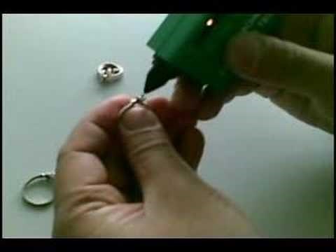 test for diamond using diamond & moissanite tester