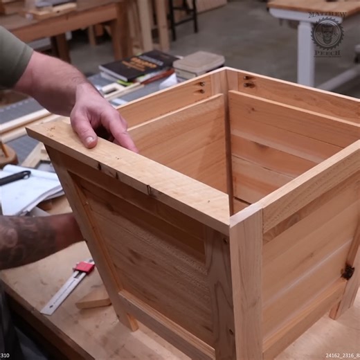This Planter is CRAZY Cheap to Build | Matthew Peech Woodworking And DIY