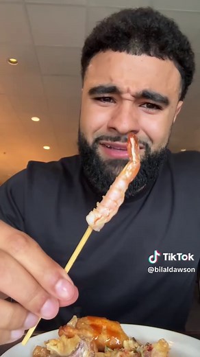 Buffet Chinois: A Fun Food Review Experience