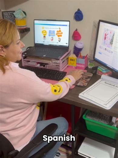 Spend a day with me—a teacher committed to intentional learning! My day is a relentless schedule of lesson design, teaching, doctoral work, and bilingual routines at home. But the dedication we pour into every lesson is worth it. We aren't just teaching a subject; we are designing an educational experience that builds confident, joyful bilingual children. What is one intentional step you took today to build your child's bilingual confidence? Share your secret below! 👇 #BilingualParenting #Inten