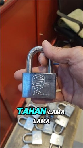 One Key Unlocks 20 Padlocks?! 🔒 SENG KONG Keyed-Alike System