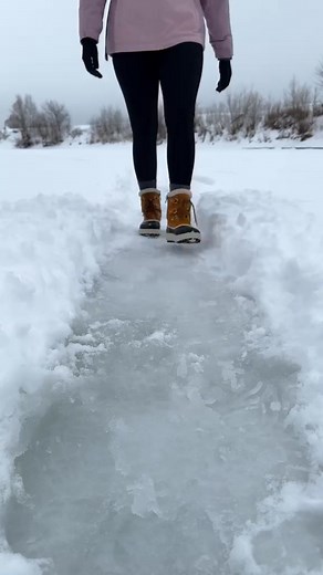 74K views · 409 reactions | How to Dry Your Socks in the Wild罹...