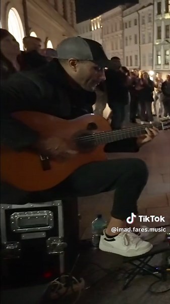Guitar Cover of 'CALM DOWN' That Captivated Audiences