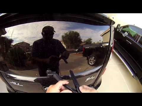 Kia Soul How to Install a Rear Wiper Blade